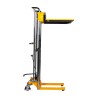 Mini gerbeur 1700 mm vue de profil avec plateforme position haute