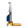 Vue de profil du mini gerbeur semi-électrique 1500mm avec plateforme position basse
