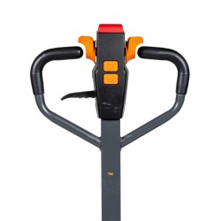 Zoom sur timon du transpalette électrique lithium 30Ah fourches 950mm